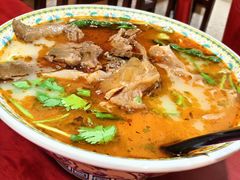 -金杨拉面王小吃面馆·牛三宝面·红烧牛肉粉
