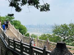 -灵岩山风景区