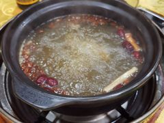 -濠轩阁特色生蚝火锅(水湾路店)