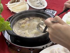 -花苑美食横琴生蚝火锅(拱北粤华路店)