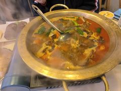 -霄汉牛三鲜湖北砂锅菜(万松园2店)