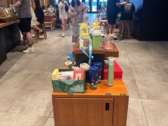 -星巴克臻选(青岛金狮广场店)
