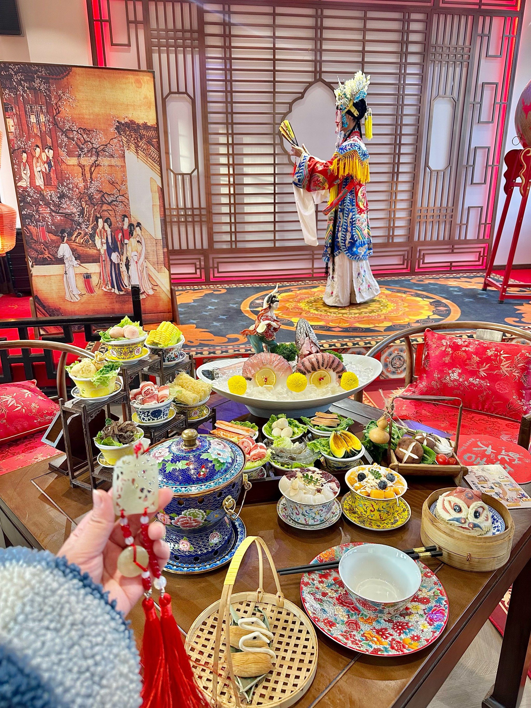 武汉新开的!穿越到唐代宫宴吃火锅了!