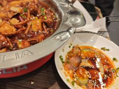 -胖哥俩肉蟹煲(湖滨银泰in77店)