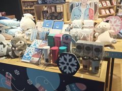 -H&M(鹏欣水游城店)