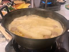 -鲜入围煮花胶鸡海鲜火锅