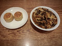 -清真吴记门钉肉饼·喜多利