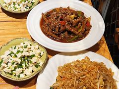 -悦屋老板娘的烤肉店(紫薇田园店)