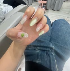 -晨·艺美甲美睫