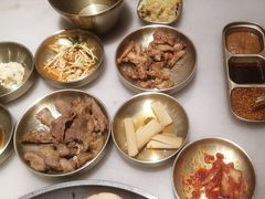 -韩宫宴烤肉·料理(颛桥万达店)