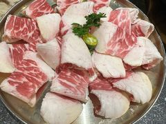 -草家酱蟹炭火烤肉店(珲春南路一店)