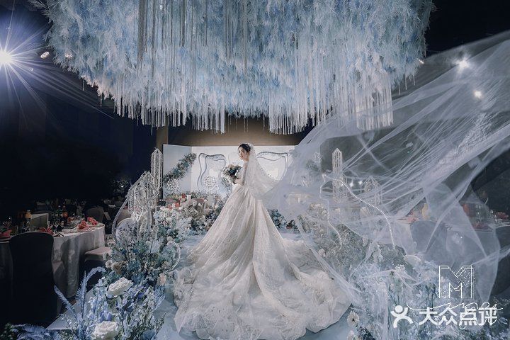 最后步入幸福的婚姻殿堂