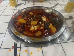 -晓彭肥肠鸡·泡椒鸡火锅(水木天地店)