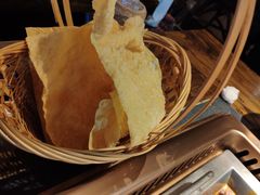 -老牌坊云南鱼豆花火锅(哈西万达店)