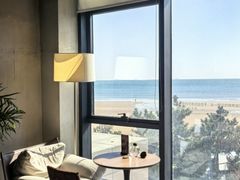 -青岛朗艺美术馆·海景咖啡