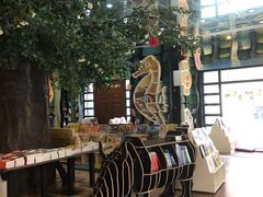 -钟书阁(松江泰晤士小镇店)