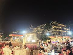 -亚龙湾希尔顿自助餐厅·海鲜·烧烤·沙滩BBQ·现场乐队