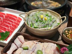 -蘑界·野生菌火锅(深业上城店)