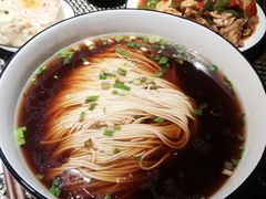 酱爆牛蛙面-十面春风·江南面馆(崇宁路店)