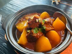 萝卜牛腩煲-三清潭烧鹅(兴业太古汇店)