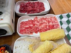 -天成·潮州牛肉脆肉鱼生蚝自助火锅