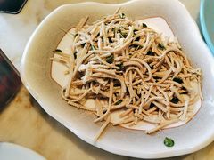 -红蜡烛-养生粥-津鲁菜(中山路店)