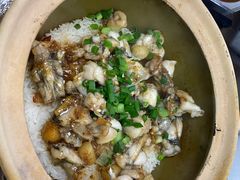 黄鳝田鸡煲仔饭-红星光发煲仔饭(文海店)