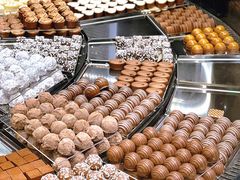 -Laderach 莱德拉(上海环贸iapm店)