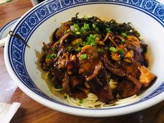 蛤蜊猪肝面-沪西老弄堂面馆(定西路店)