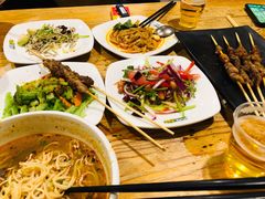 -西部马华清真兰州牛肉面·烧烤夜市(关东店)