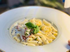 -Rabbit Cafe私房西餐甜点咖啡(栖霞路店)