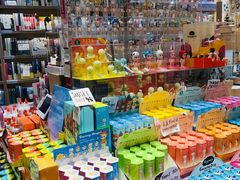 -猫的天空之城概念书店(杭州南宋御街店)