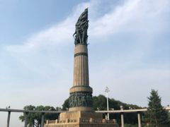 -人民防洪胜利纪念塔