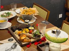 -Mark&Mars Restaurant