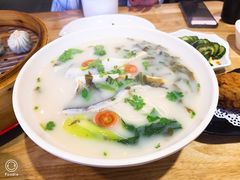 -玖鲜小笼(中山广场店)