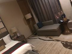 -天津梅江中心皇冠假日酒店