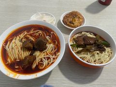 -岳四孃老面馆(四川师范大学狮子山校区桂苑店)