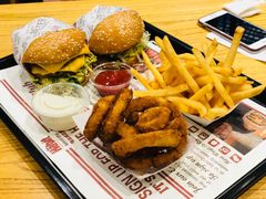 -The Habit Burger Grill 哈比特汉堡(爱琴海店)