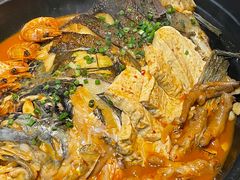 -新天明砂锅鱼头煲