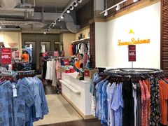 -伯肯黑德角名品折扣购物中心