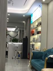 -痘院士专业祛痘皮肤管理