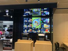 -麦当劳(国际社区店)