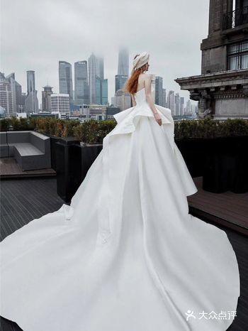 Jasmine·白色拖尾婚纱