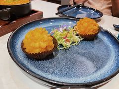 咸蛋黄鲜虾球-荟廷·晶萃(陆家嘴尚悦湾店)
