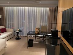 -上海宝华万豪酒店