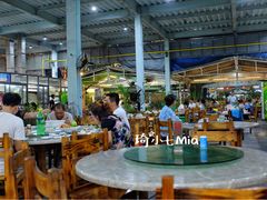 大堂-四川小胡子海鲜(丁村万人海鲜广场店)