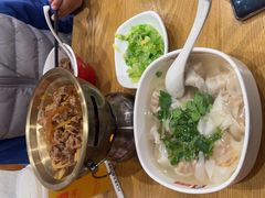 -南城香·饭香串香馄饨香(青年路店)