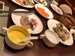 -南湖名都·景湖轩全日制餐厅·海鲜自助·东南亚风味·临湖而食