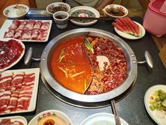 -沸炉重庆老火锅(军事博物馆店)