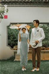 -乐派诗婚纱摄影